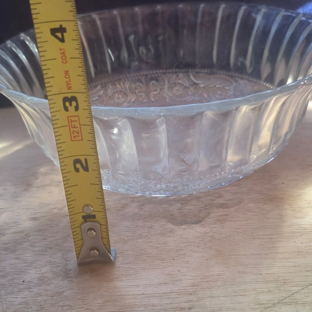 KIG Indonesia Clear Pressed Glass Bowl Fleur de Lis Diamond Pattern 7‎ Inch